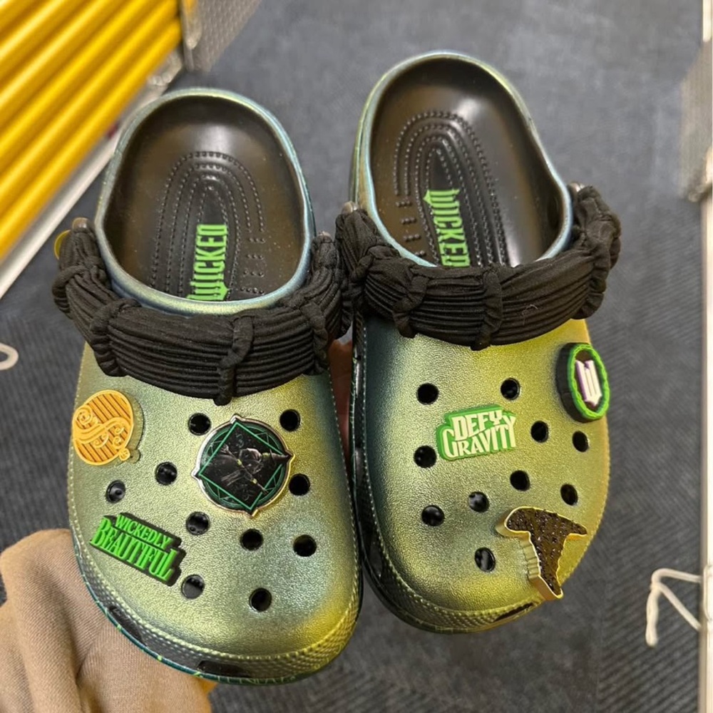 Wicked Crocs Size M6/W8 NWOT